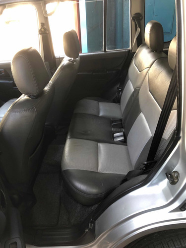 Imagem 10 de 15 de Mitsubishi Pajero Tr4 2005 2.0 Aut. 5p