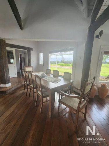 Casa De Gran Tamaño En Venta