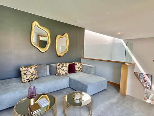Condominio / Exclusiva Y Amplia Casa