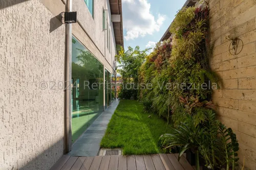 Casa En Venta En Los Naranjos