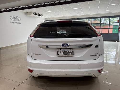 Ford Focus 2 2.0 Ghia At