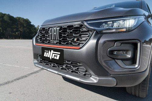 Fiat Strada Ultra 1.0 Con Un Año De Seguro Del Bse