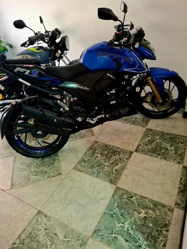 Apache Fi Azul Mate Con Accesoriosen Buen Estado