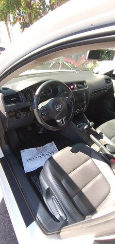 Volkswagen Vento 2.0 Luxury I 140cv 2013