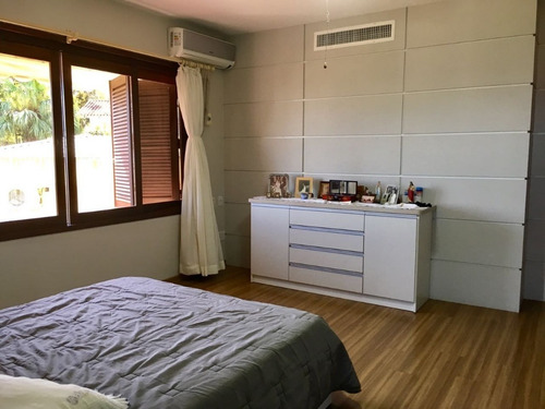 Casa Em Vila Assunção Com 3 Dormitórios - Vz4181