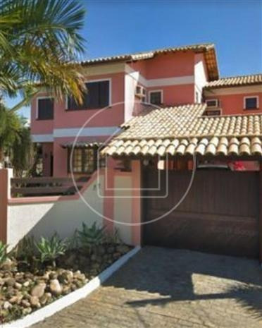Casa - Ref: 881197