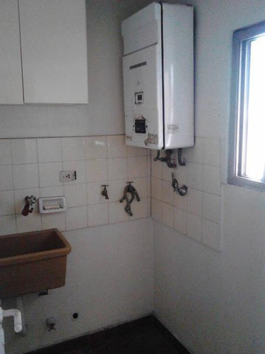 3 Ambientes Con Balcon Cerca Del Subte Linea A