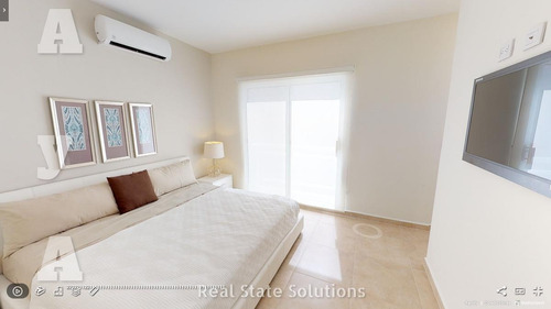 Casa En Venta, Con 4 Paneles Solares, 3 Recámaras, 2 Niveles, La Joya, Playa Del Carmen