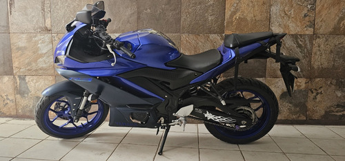 Yamaha R3 2023