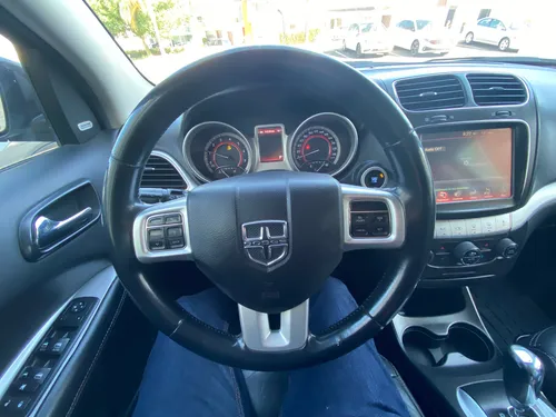 Dodge Journey 2.4 Sxt 7 Pas. At