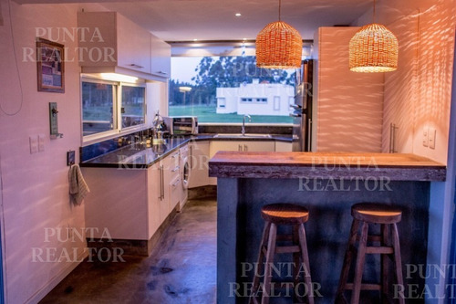 Excelente Chacra Con Casco De Muy Buen Gusto En Complejo Privado Con Piscina, Cáñalos, Kayaks, Huerta Orgánica, 3 Dormitorios Uno En Suite Parrillero - Ref: 323