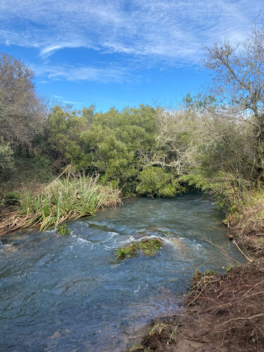 Chacra De 5 Hecteras Con Arroyo Propio