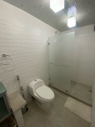 Imagen 11 de 30 de Se Vende Casa 680m2 4h+2s/7b/10p Cerro Verde 4377