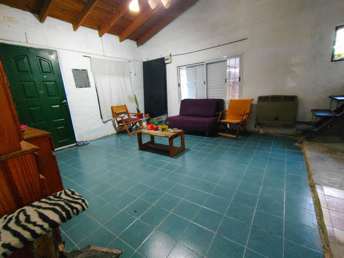 Venta Casa 4 Ambientes Palomar - Moron Permuta