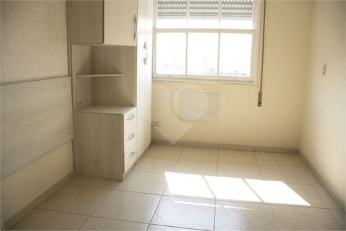 2 Dormitórios, 1 Cozinha Ampla, 1 Vaga, Em Ótima Localização No Melhor De Santos - 271-im559662