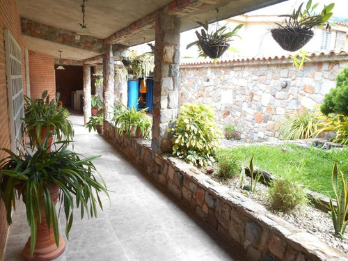Imagen 14 de 17 de Espectacular Casa Sector La Entrada Naguanagua Maryori Wadskier 0414-9467879