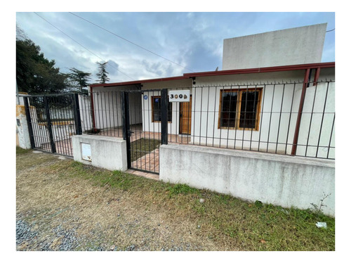 Imagen 3 de 15 de Casa En Venta Mendiolaza 2 Dormitorios