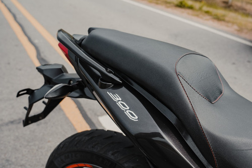 Benelli Tnt 300 - Bruno Hz