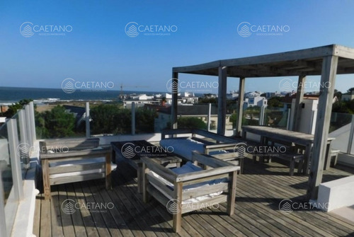 Casa En Venta Y Alquiler Temporario En Montoya, Punta Del Este.