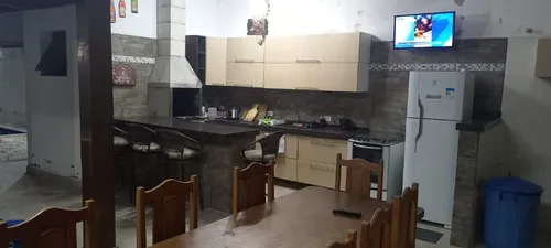 Casa Com Piscina Martim De Sá - Temporada