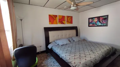 Casa En Venta En Templete. Cod V11437