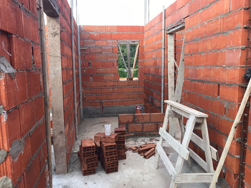 Imagen 6 de 30 de Lote Casa Barrio El Aljibe De Manzanares - Pilar Obra Iniciada Entrega En 6 Meses !!! Forma De Pago U$s 30.000 Y Saldo Contra Entrega!!!