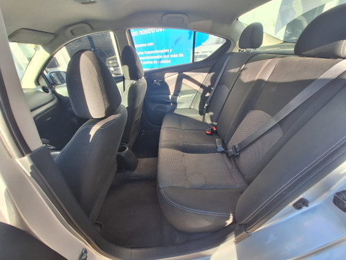 Nissan Versa 1.6 Advance At