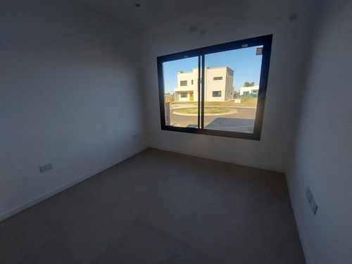 Imagen 13 de 24 de Casa - Venta - Santo Tomás