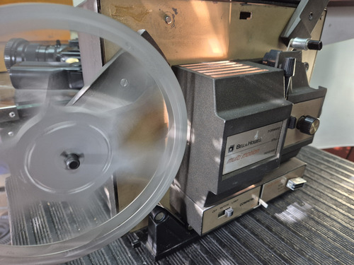 Proyector Bell And Howell Autoload 497a - Antigüedad Única (Usado)