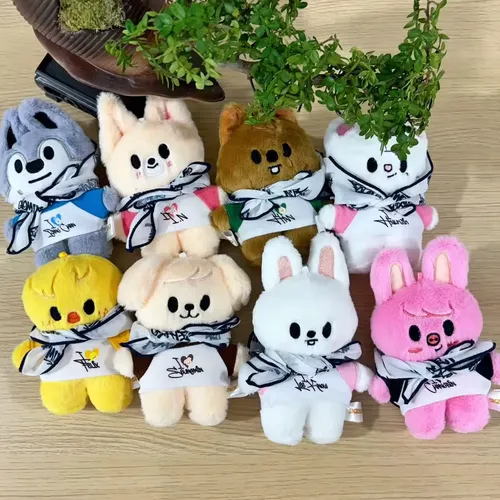 Pelúcia Chaveiro Wolf Chan Stray Kids Base Magnética Skzoo