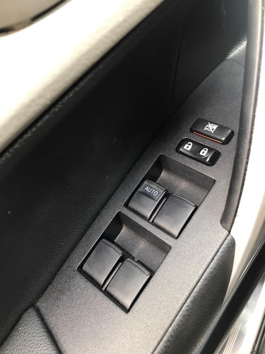 Imagem 12 de 13 de Toyota Corolla Corolla 1.8 Gli Upper Multi-drive (flex) Fle