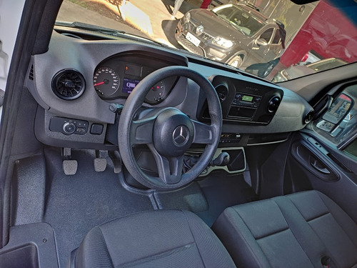 Mercedes-Benz Sprinter Furgão 2.2 Cdi 416 Longo Teto Alto 10,5m3 5p 6 marchas