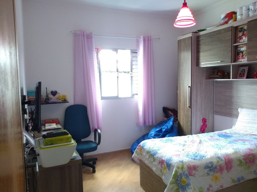 Imagem 2 de 14 de Sobrado Triplex Com 03 Dormitórios(01 Suíte) E 02 Vagas