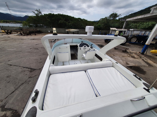 Imagem 8 de 14 de Lancha Intermarine Tiger 27 Pés