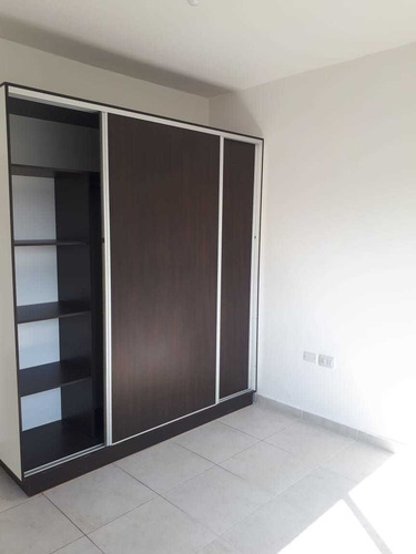 Imagen 12 de 14 de Venta Departamento Semipiso 2 Amb C/ Balcon V. Pueyrredon