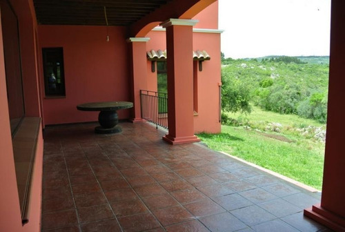 Quinta | Ruta 12 Y 5kms De Camino Vecinal