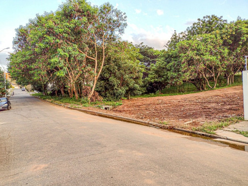 Imagem 3 de 11 de Atibaia Sp Terreno Plano 560 M² Jardim Siriema Área Nobre Ac/veículo Doc. Ok. Ref. 073-ati-001