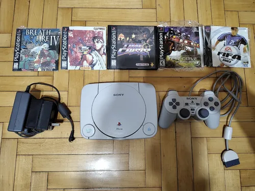 Consola Ps One Playstation 1 C/juegos Disco Negro - Completa