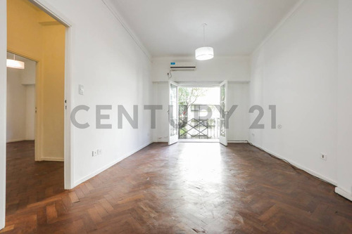 Venta Departamento 3 Ambientes En Destacada Zona De Palermo A 1 Cuadra Del Shopping Alto Palermo.