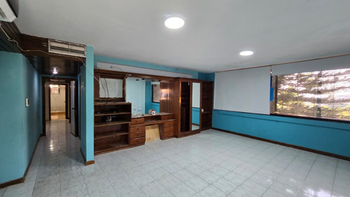 Casa En Venta En Conjunto Cerrado En El Parral (550ms)