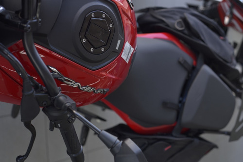 Imagen 22 de 24 de Bajaj Dominar 250 Dunlop 0km Abs Fi Inyeccion Linea Nueva