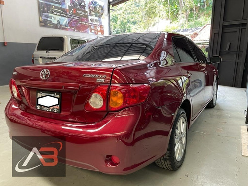 Imagen 4 de 12 de Toyota Corolla Xei Automatico