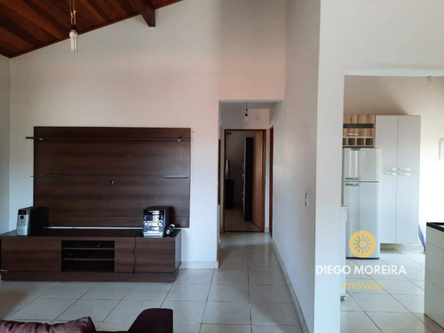 Casa Com 2 Dormitórios Em Terra Preta - 293m² De Área Total - Cs118