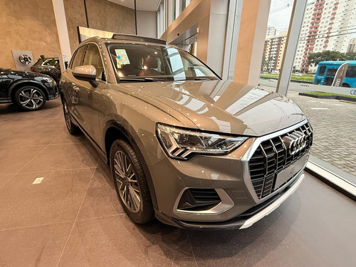 Audi Q3 2.0 40 TFSI GASOLINA PERFORMANCE BLACK PLUS QUATTRO TIPTRONIC
