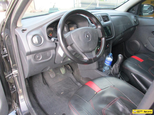 Renault Logan AUTHENTIQUE 1600CC MT AA