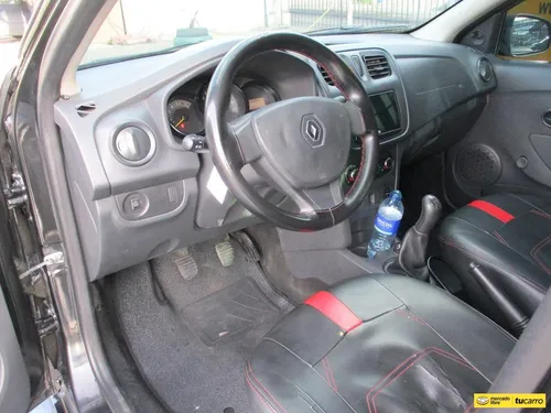 Renault Logan AUTHENTIQUE 1600CC MT AA