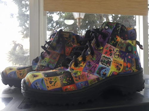 Botas Unisex Con Tela Estampada Con Diseños Cisnearte