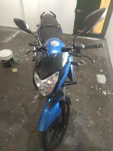 Imagen 2 de 9 de Bajaj Rouser 135ls