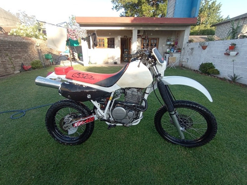 Imagen 16 de 24 de Honda Xr600r (permuto)