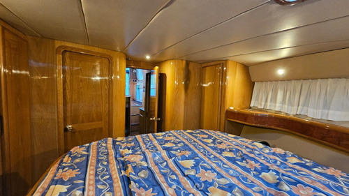 Segue Ayres 42 Dario Sacco Broker